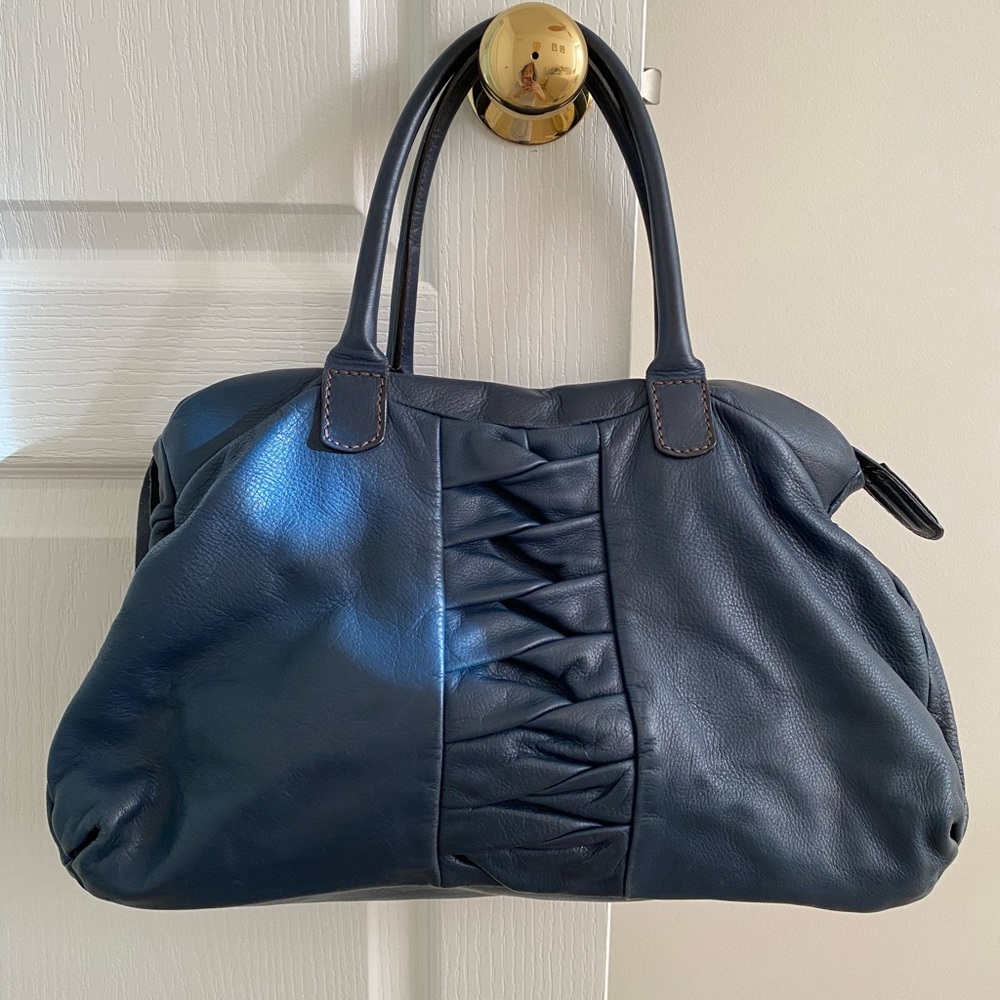 Chic FALORNI Italian Navy Leather Handbag